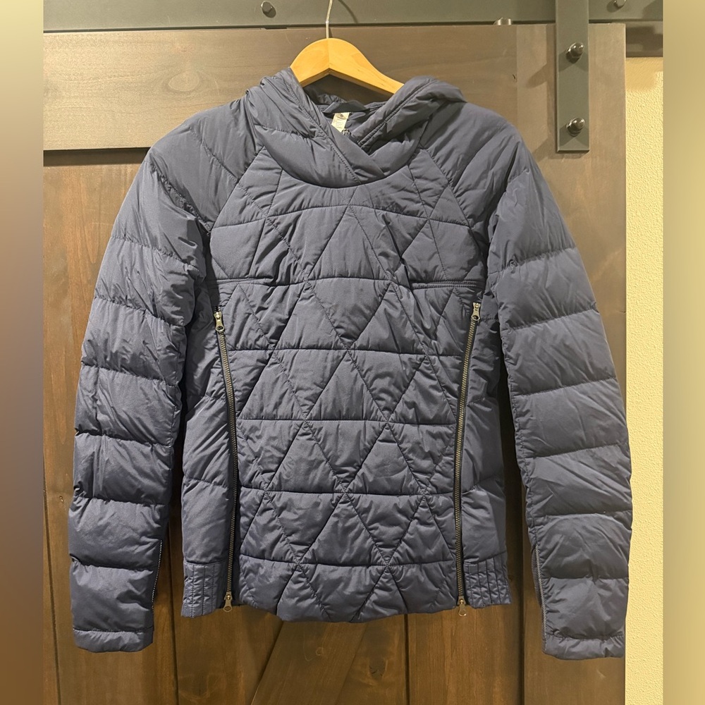 Lululemon Fluffed Up Down Pullover Hooded Jacket
